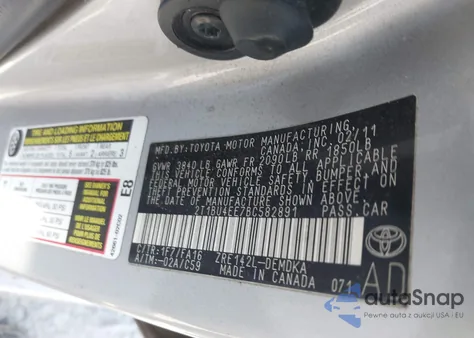 2011 Toyota Corolla z USA, uszkodzony, nr VIN 2T1BU4EE7BC582891